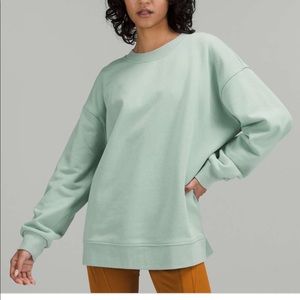 Lululemon perfectly oversized crew in silver blue